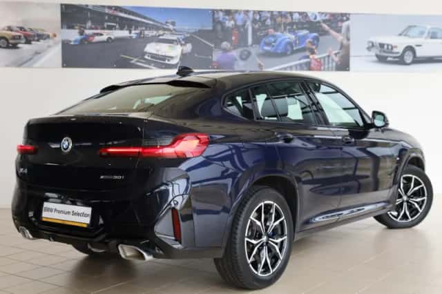 BMW X4 (2024) thumbnail 2