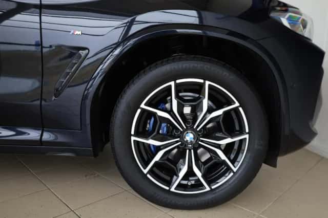 BMW X4 (2024) thumbnail 6