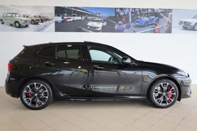 BMW 1-Serie (2025) thumbnail 2