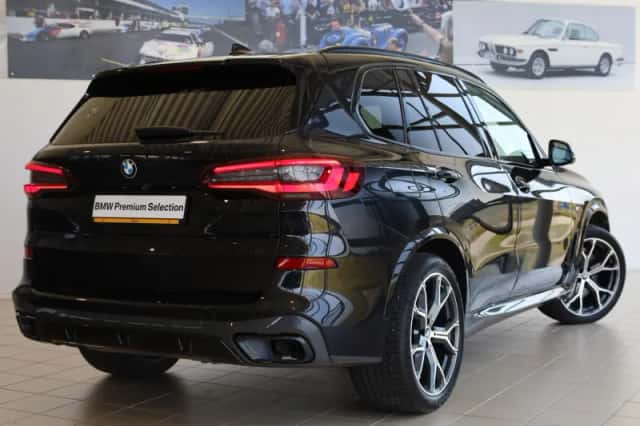 BMW X5 (2020) thumbnail 2