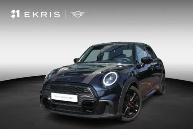 MINI Cooper S (2022) thumbnail 1