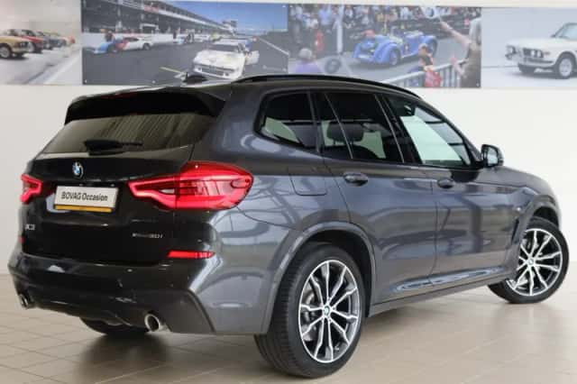 BMW X3 (2018) thumbnail 2