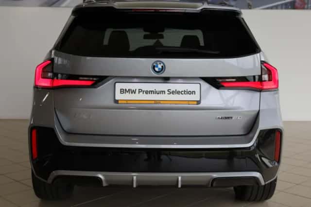 BMW iX1 (2026) thumbnail 5