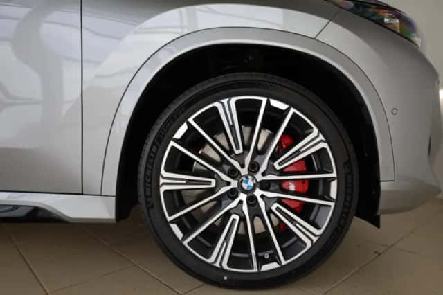 BMW iX1 (2026) thumbnail 6