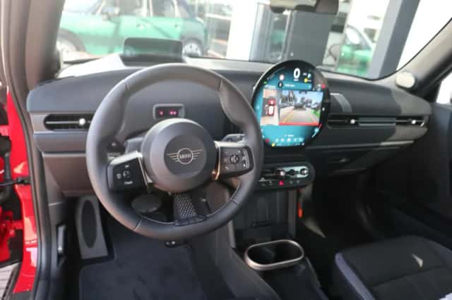 MINI Cooper S (2026) thumbnail 5