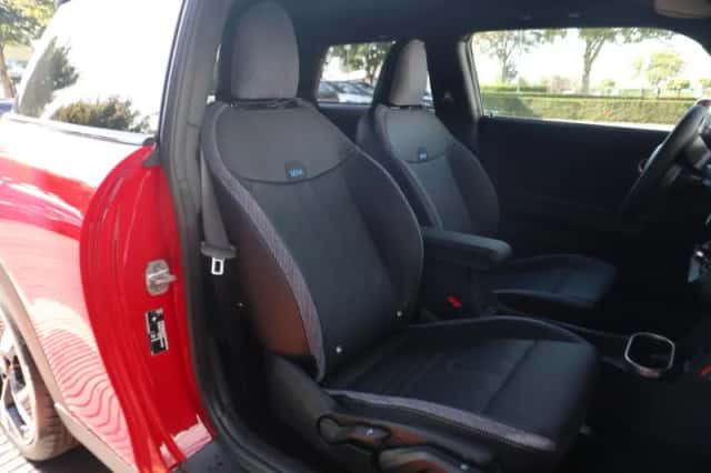 MINI Cooper S (2026) thumbnail 6