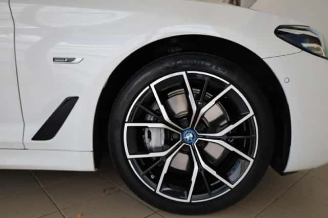BMW 5-Serie (2022) thumbnail 6