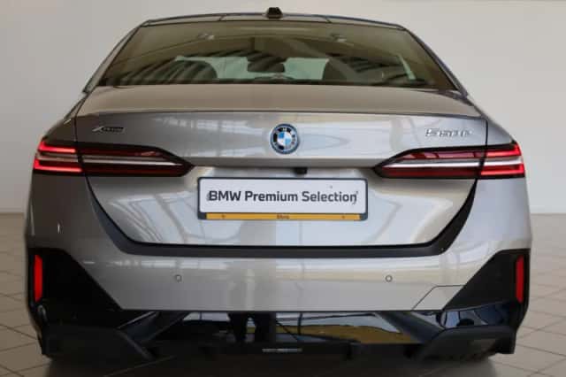 BMW 5-Serie (2024) thumbnail 6