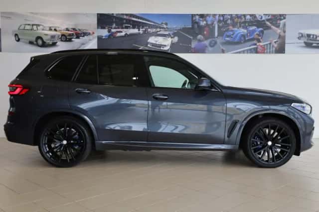 BMW X5 (2020) thumbnail 3