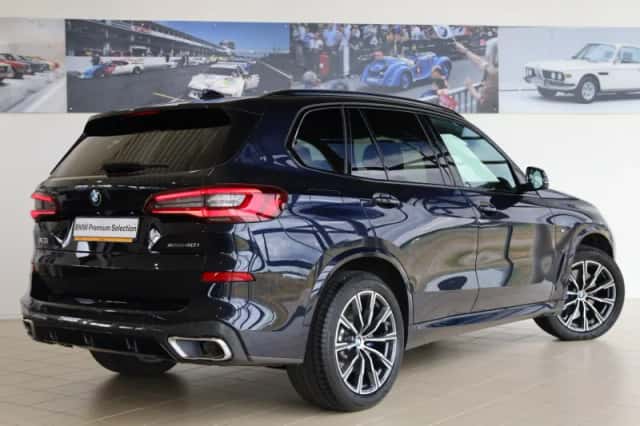 BMW X5 (2021) thumbnail 2