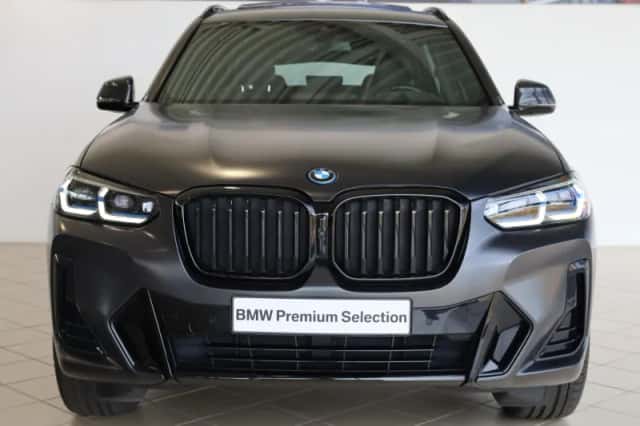 BMW X3 (2022) thumbnail 4