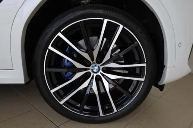 BMW X6 (2020) thumbnail 6