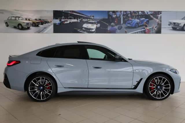 BMW i4 (2024) thumbnail 3