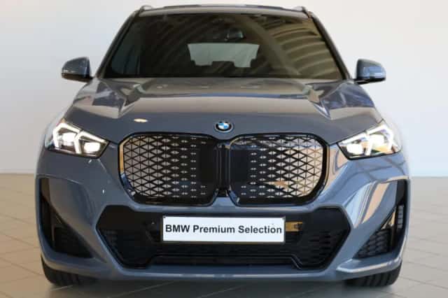 BMW iX1 (2026) thumbnail 4