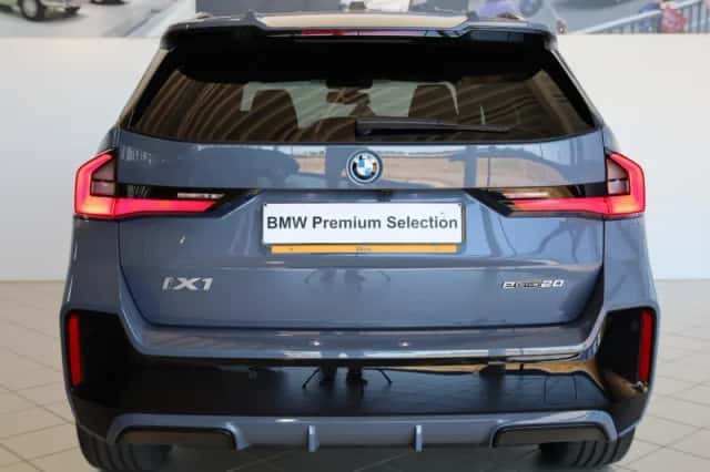 BMW iX1 (2026) thumbnail 5