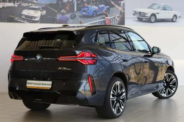 BMW X3 (2026) thumbnail 2