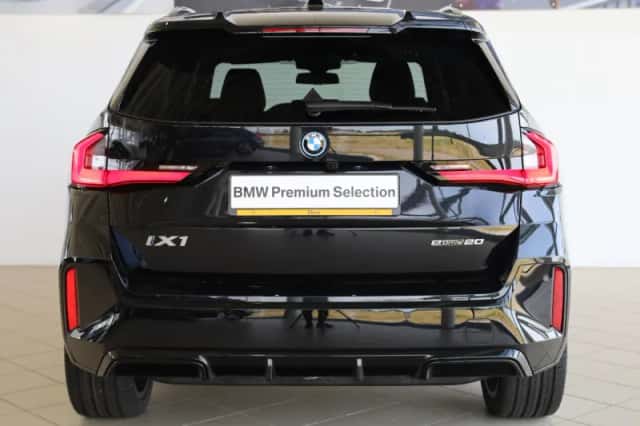 BMW iX1 (2026) thumbnail 5