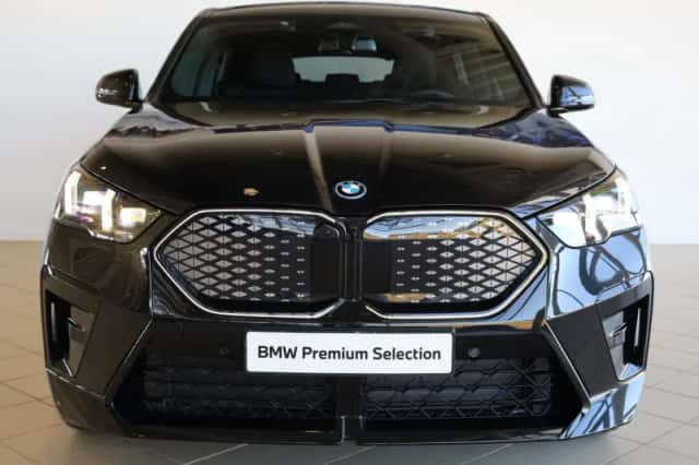 BMW iX2 (2026) thumbnail 4
