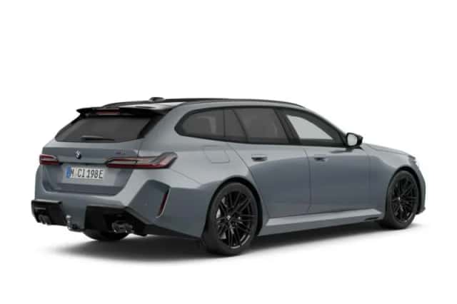 BMW M5 (2026) thumbnail 2