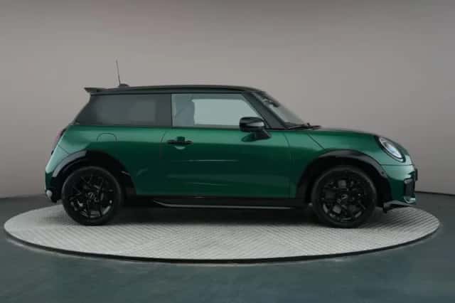 MINI Cooper (2025) thumbnail 6