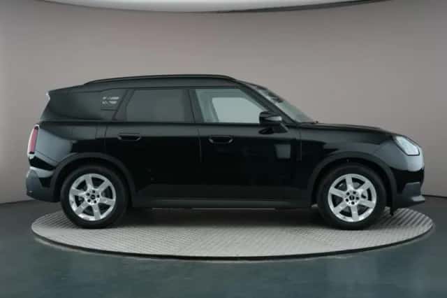 MINI Countryman (2025) thumbnail 3