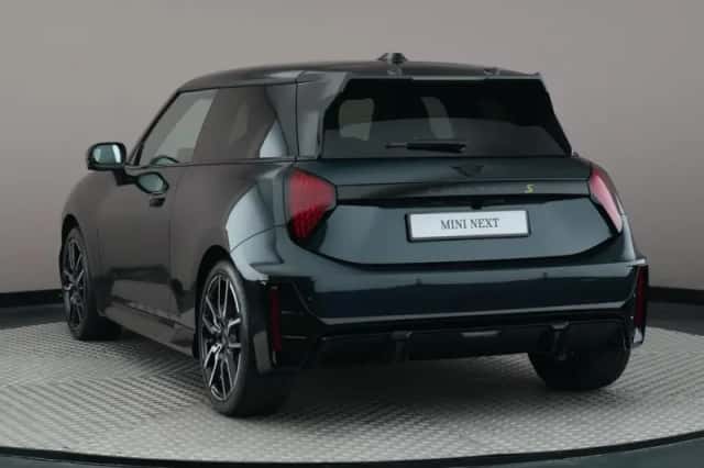 MINI Mini Electric (2026) thumbnail 3