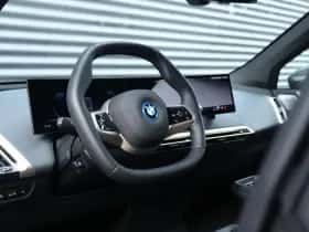 BMW iX (2026) thumbnail 16