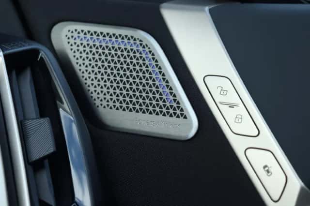 BMW iX (2026) thumbnail 26