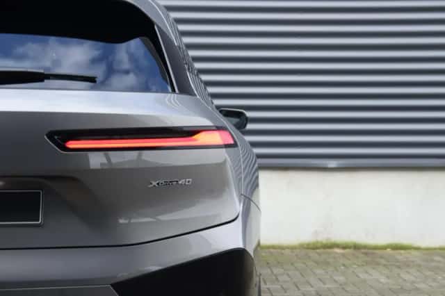 BMW iX (2026) thumbnail 35