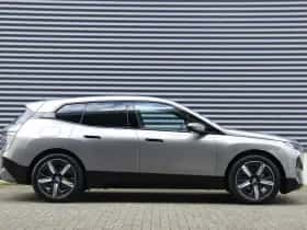BMW iX (2026) thumbnail 5