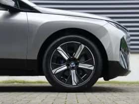 BMW iX (2026) thumbnail 6