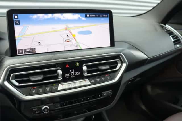 BMW X3 (2023) thumbnail 18