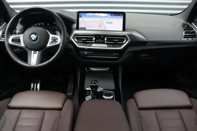 BMW X3 (2023) thumbnail 10