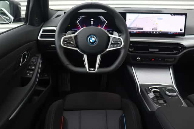 BMW 3-Serie (2025) thumbnail 9