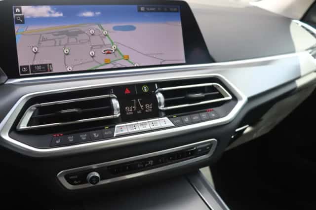 BMW X5 (2022) thumbnail 15