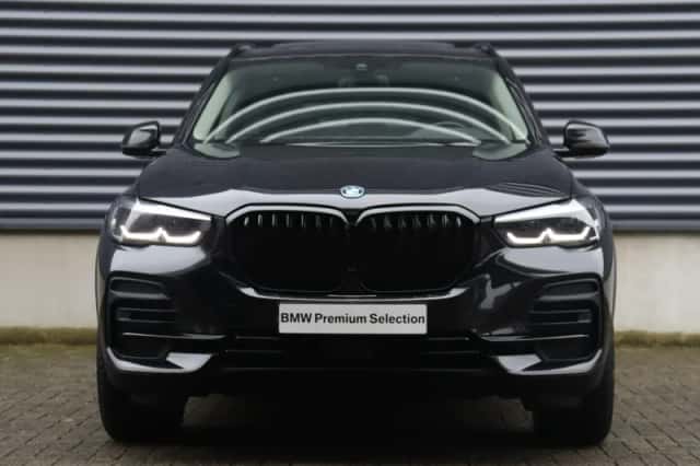 BMW X5 (2022) thumbnail 3