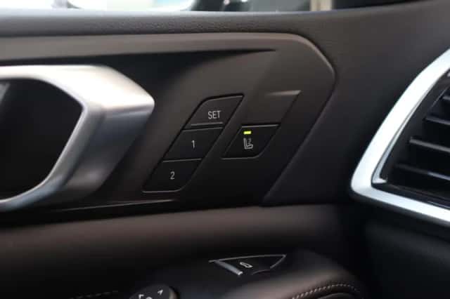 BMW X5 (2022) thumbnail 31