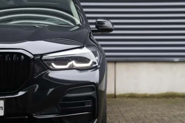 BMW X5 (2022) thumbnail 35