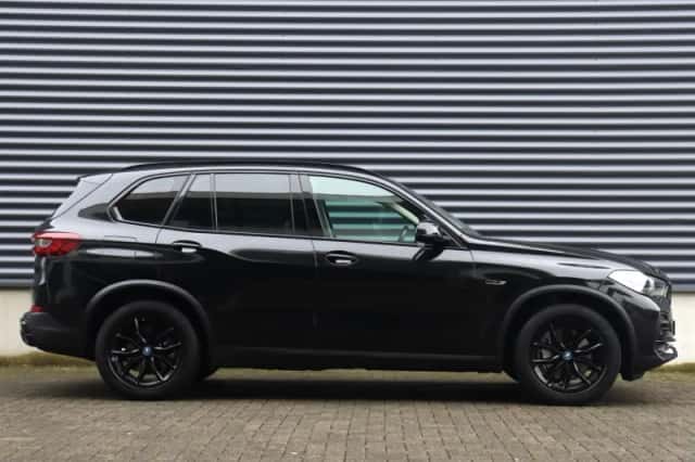 BMW X5 (2022) thumbnail 5