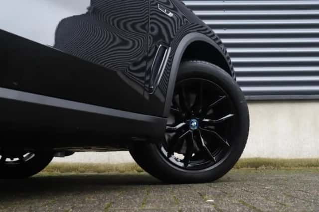 BMW X5 (2022) thumbnail 7