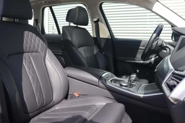 BMW X5 (2022) thumbnail 8