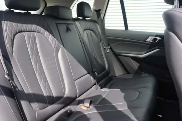 BMW X5 (2022) thumbnail 10