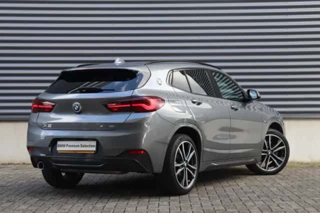 BMW X2 (2022) thumbnail 2