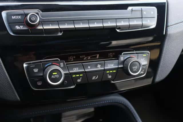 BMW X2 (2022) thumbnail 16