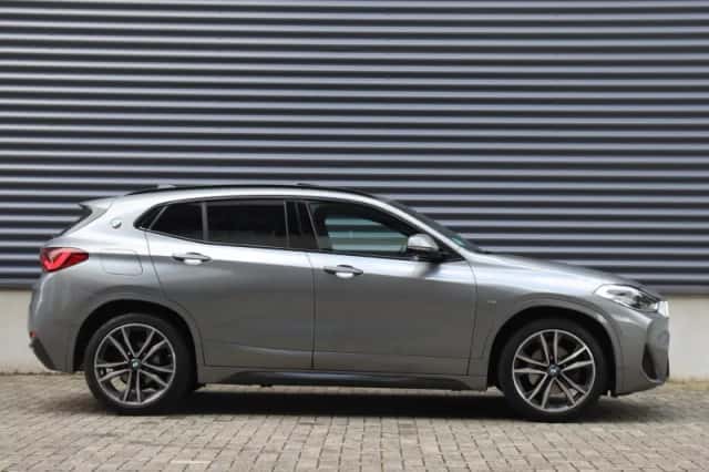 BMW X2 (2022) thumbnail 5