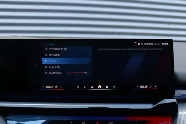 BMW M5 (2025) thumbnail 28