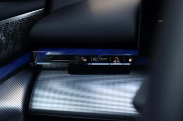 BMW M5 (2025) thumbnail 34