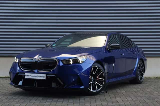 BMW M5 (2025) thumbnail 41