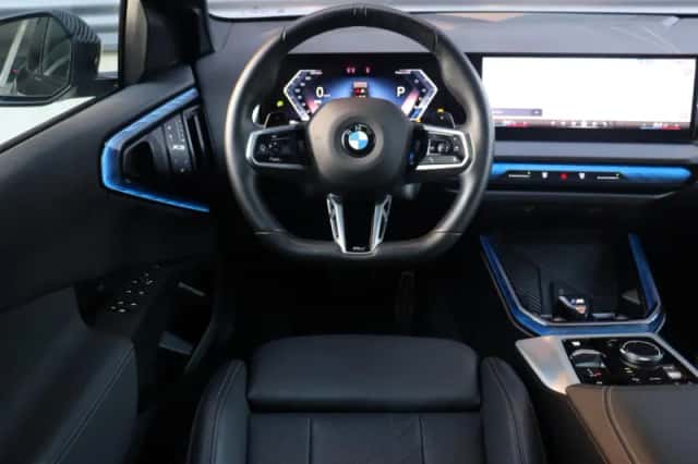 BMW X3 (2024) thumbnail 9