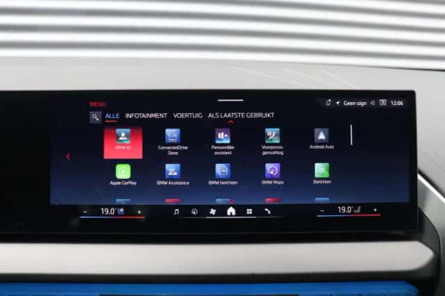BMW X3 (2026) thumbnail 26